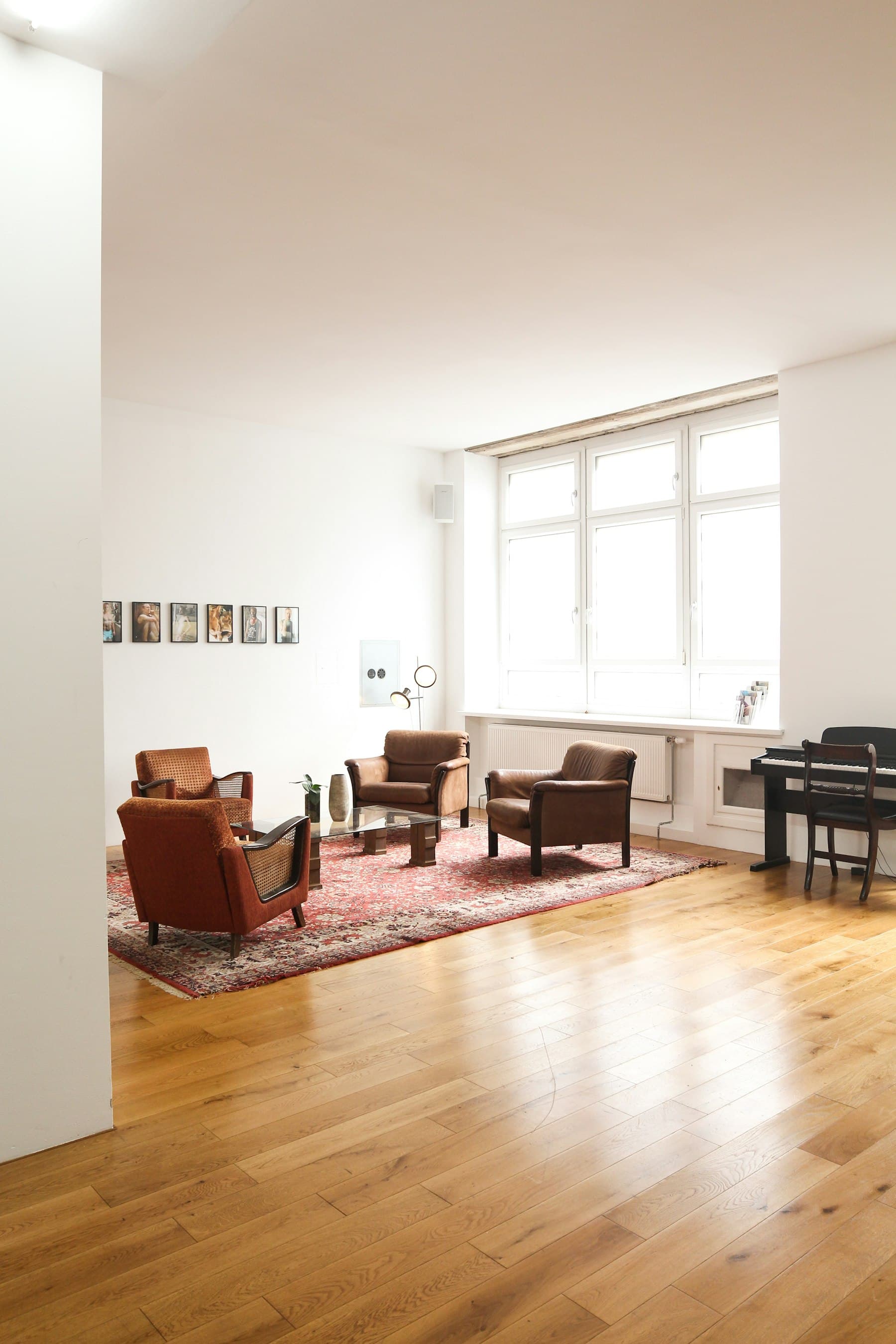 Full House Deals flooring